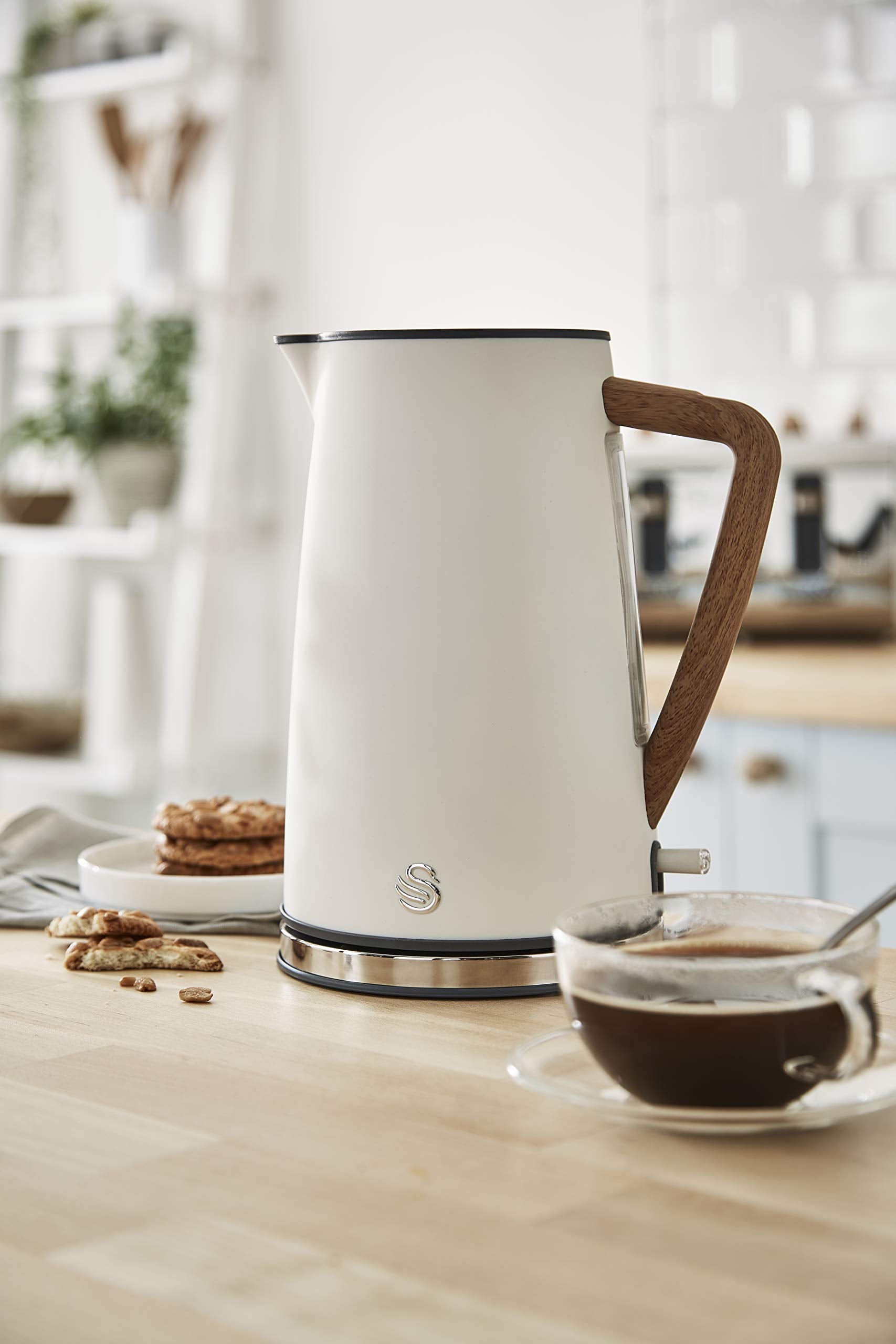 Swan Nordic Cordless Kettle White 1.7L سوان غلاية كهربائية لاسلكية من نورديك - ابيض 1.7 لتر Swan Nordic Cordless Kettle White 1.7L سوان غلاية كهربائية لاسلكية من نورديك - ابيض 1.7 لتر